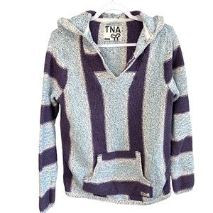 Aritizia - TNA - Baja Beach Sweater in soft pastels - Size Medium